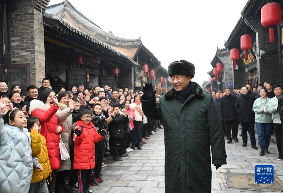 习近平春节前夕赴山西看望慰问基层干部群众<br>向全国各族人民致以美好的新春祝福<br>祝各族人民幸福安康祝伟大祖国繁荣富强