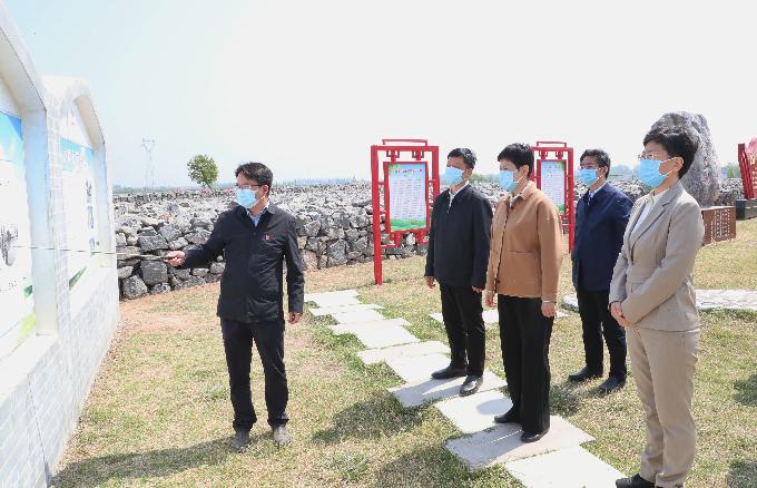 曲孝丽在焦作市、济源示范区调研时强调 监督保障执行 促进完善发展<br>在现代化河南建设大局中体现担当作为